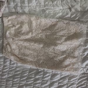 Ladies medium size lace skirt